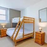 2 Bed In Oc-78744 度假居 *