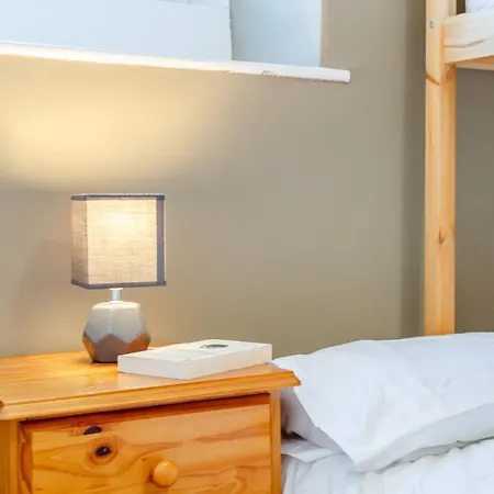 2 Bed In 78744 펜션 *